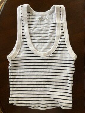 Abercrombie & Fitch Crop Top